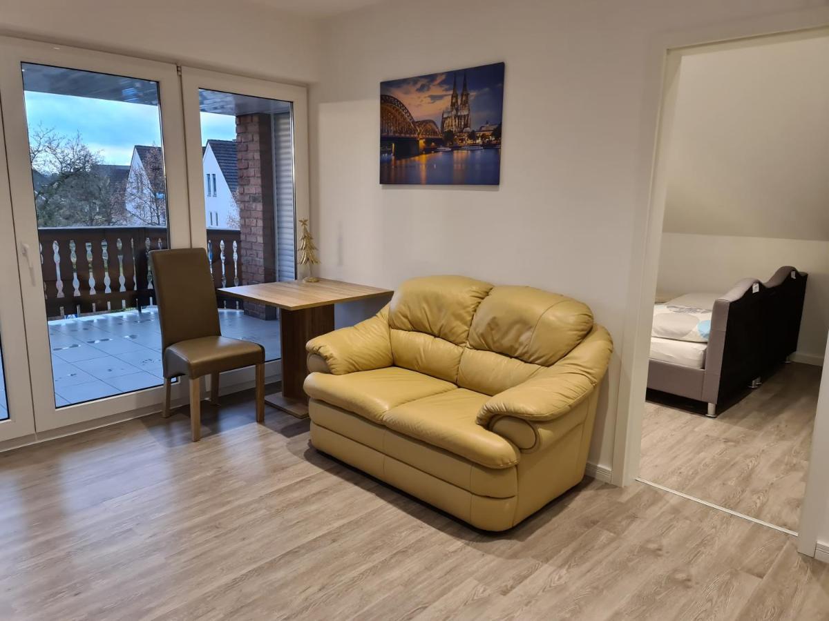 Ferienwohnung Mit Jacuzzi Naehe Flughafen Koeln Bonn Troisdorf Exteriér fotografie